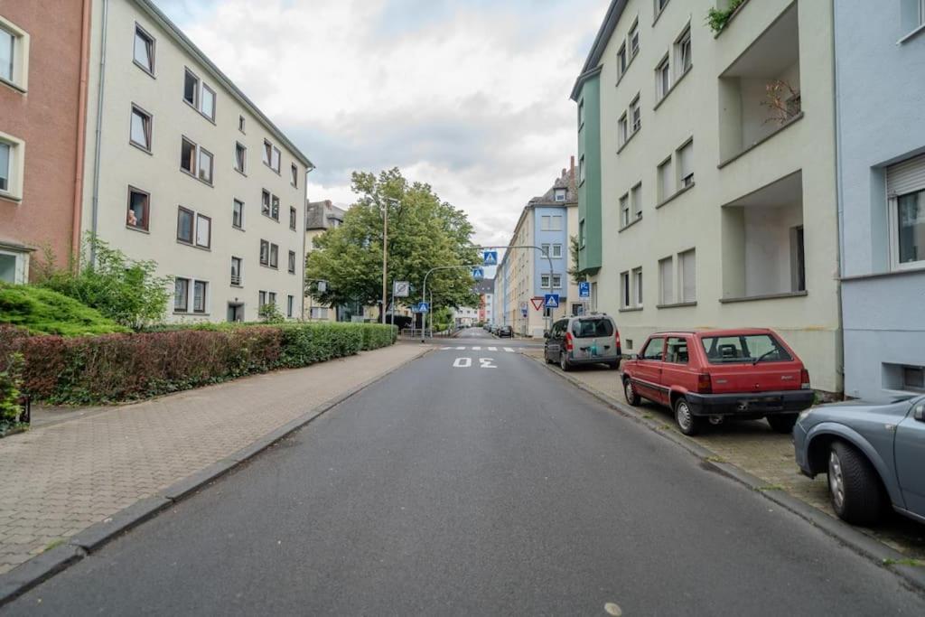 Wohnung Naehe Stadtzentrum Mit Wohnzimmer Und Kueche Koblenz  Bagian luar foto