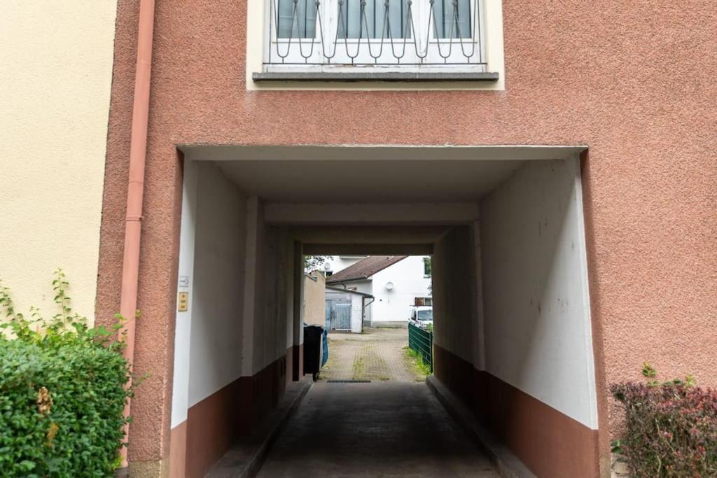 Wohnung Naehe Stadtzentrum Mit Wohnzimmer Und Kueche Koblenz  Bagian luar foto